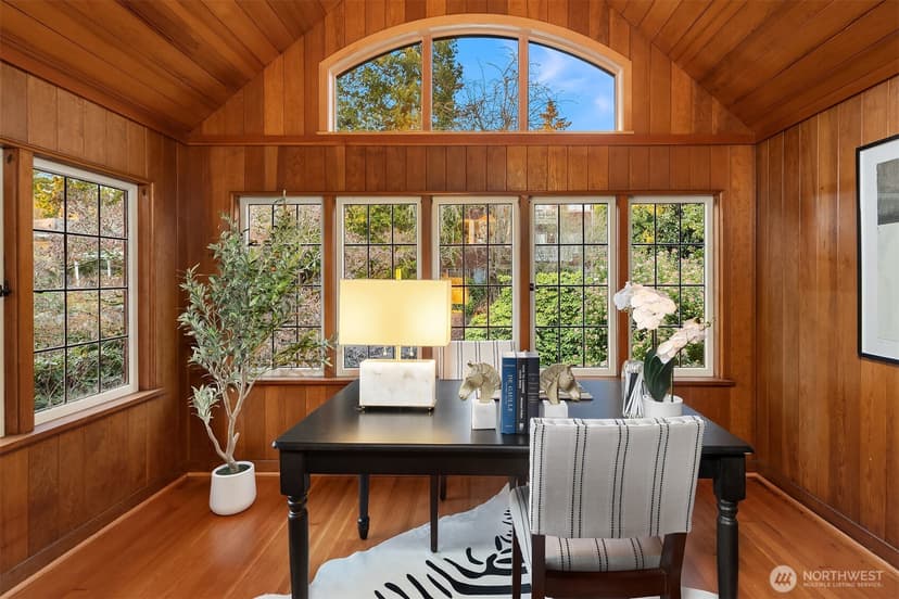 Property photo for 3419 E Laurelhurst Drive NE, Seattle photo 31