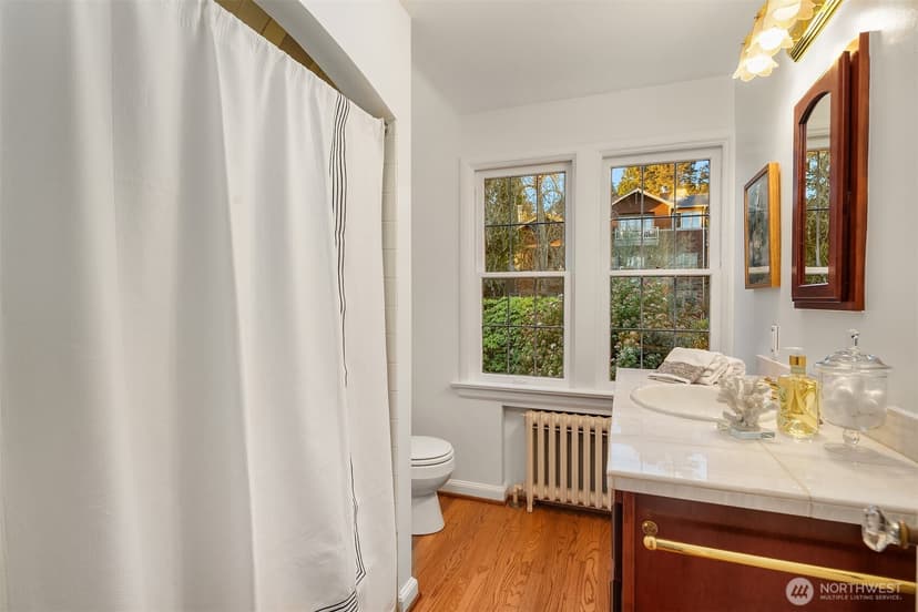 Property photo for 3419 E Laurelhurst Drive NE, Seattle photo 33