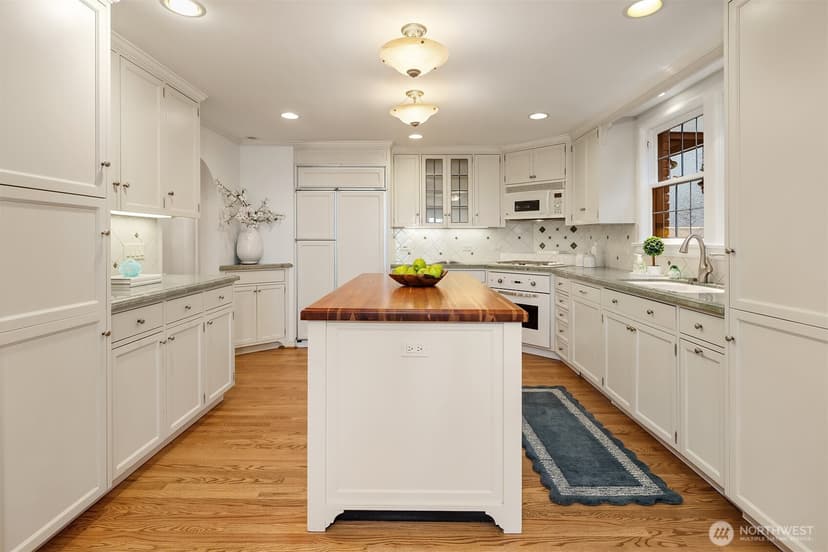 Property photo for 3419 E Laurelhurst Drive NE, Seattle photo 18