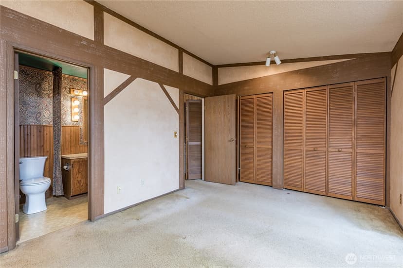 Property photo for 317 SW 112th Street #302, Seattle photo 19