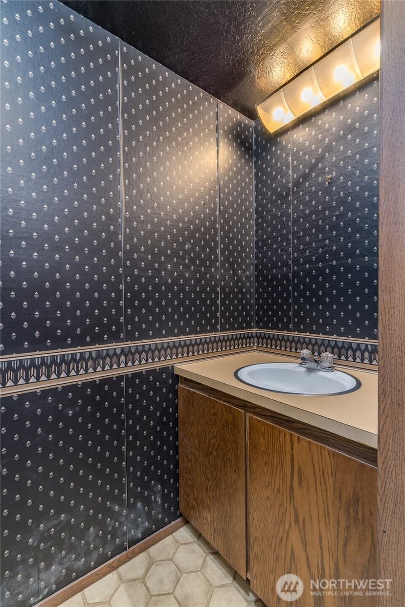Property photo for 317 SW 112th Street #302, Seattle photo 17