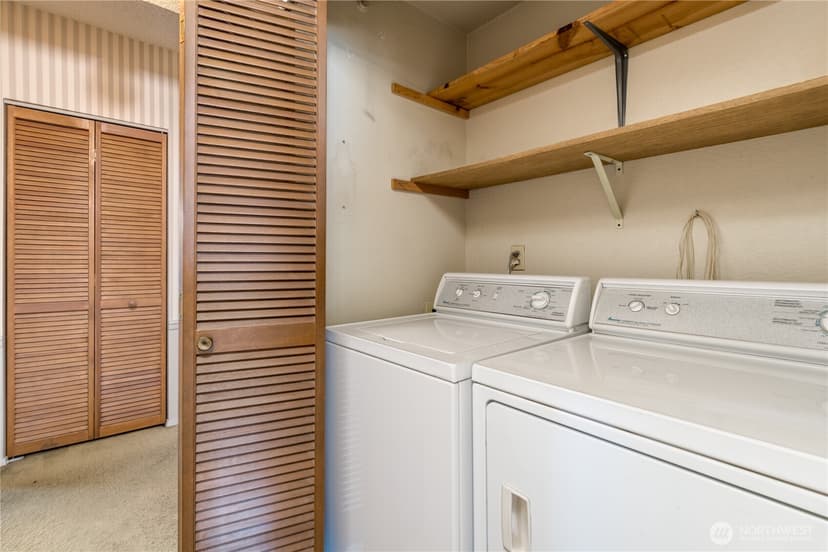 Property photo for 317 SW 112th Street #302, Seattle photo 22