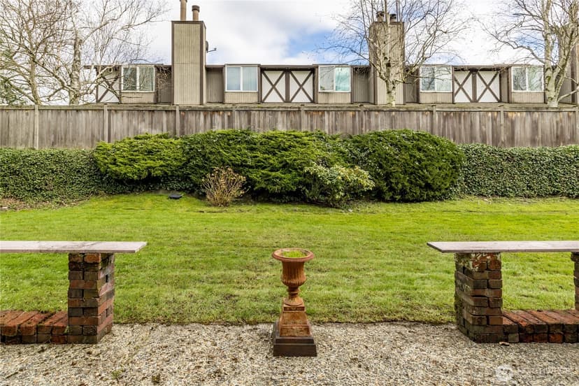 Property photo for 317 SW 112th Street #302, Seattle photo 10