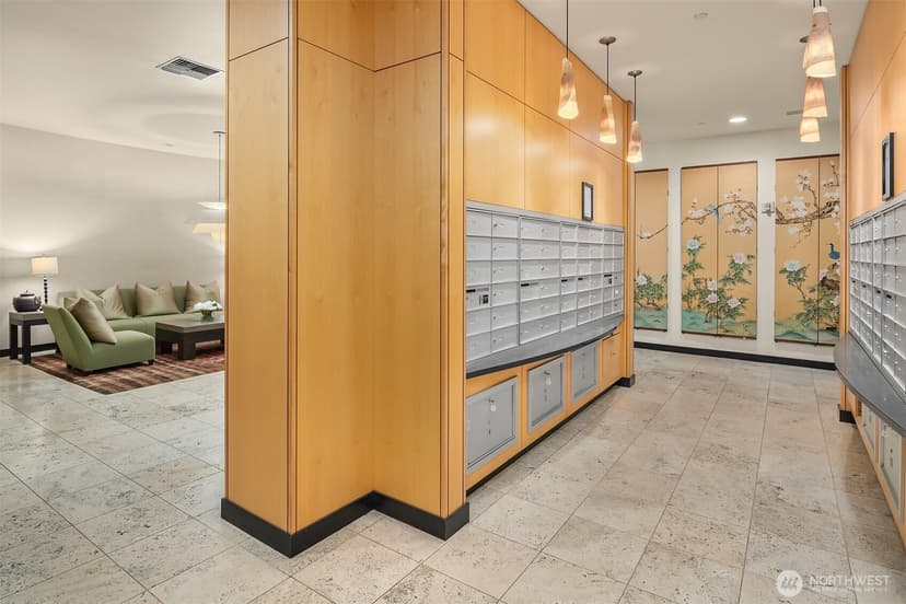 Property photo for 2716 Elliott Avenue #406, Seattle photo 19