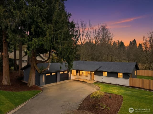 Property photo for 10410 13th Street Ct E, Edgewood