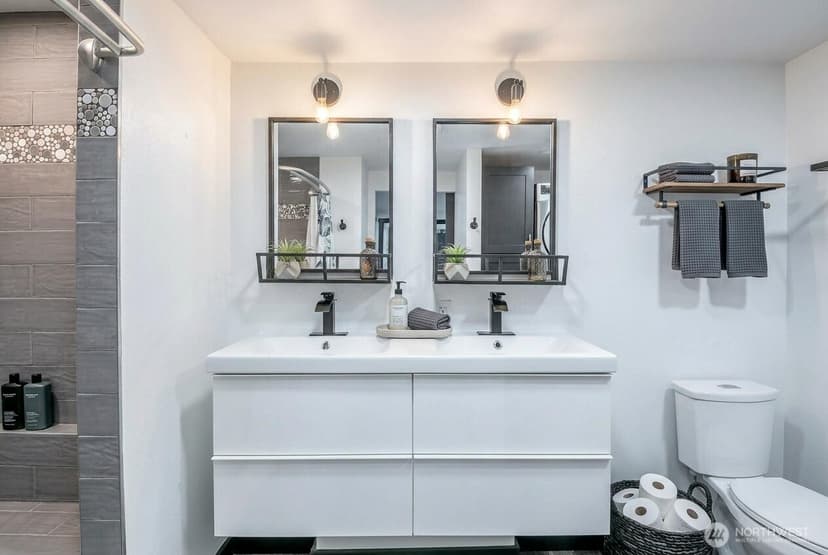 Property photo for 201 Union Avenue SE #155, Renton photo 9