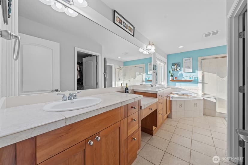 Property photo for 1702 109th Avenue Ct E, Edgewood photo 26