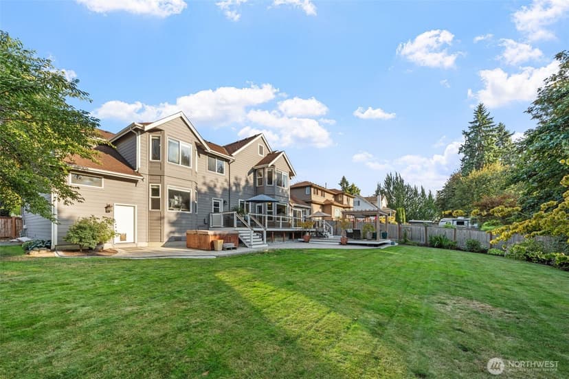 Property photo for 1702 109th Avenue Ct E, Edgewood photo 6