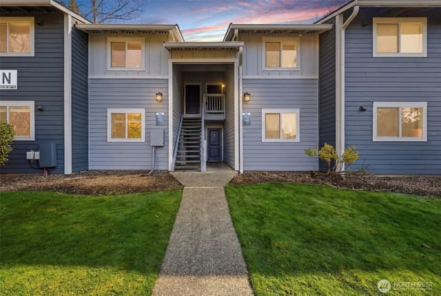 Property photo for 14222 NE 181st Place #N101, Woodinville
