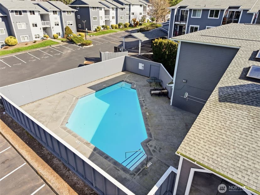 Property photo for 14222 NE 181st Place #N101, Woodinville photo 23