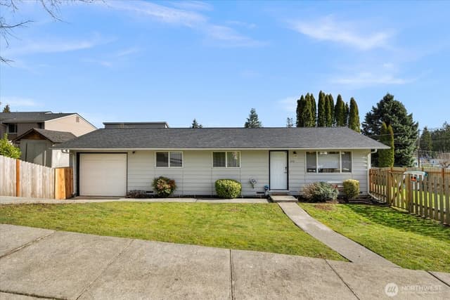 Property photo for 212 10th Street, Snohomish photo 2