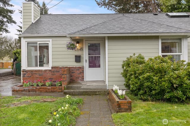 Property photo for 12845 7th Avenue S, Burien photo 2