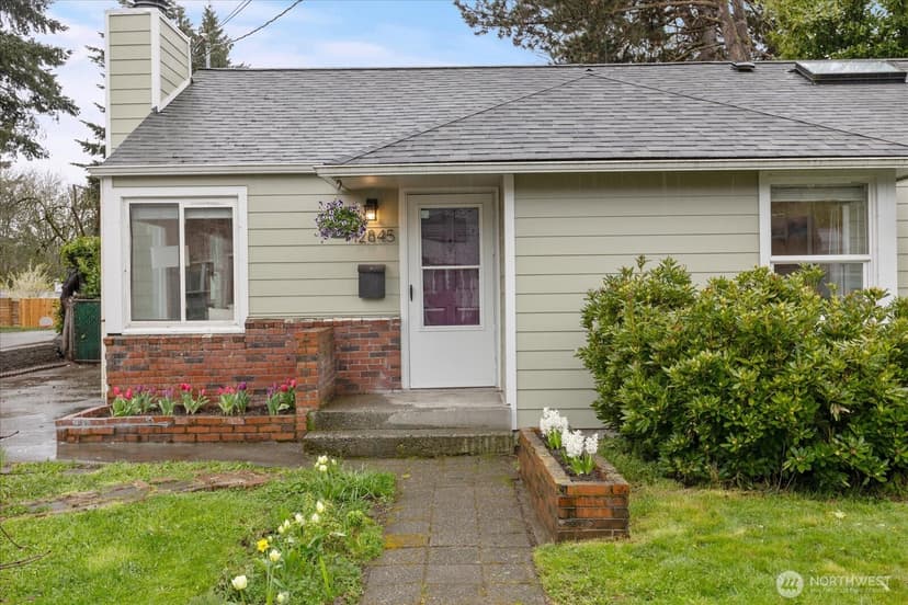 Property photo for 12845 7th Avenue S, Burien photo 2
