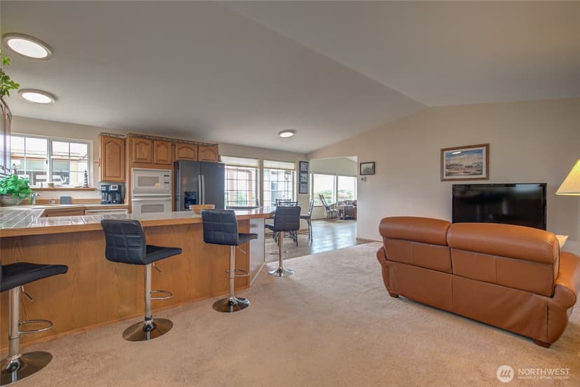 Property photo for 347 Sand Dune Avenue SW, Ocean Shores photo 4