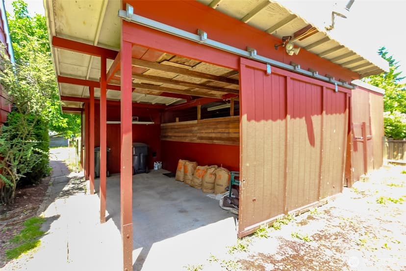 Property photo for 14523 Pioneer Way E, Puyallup photo 22