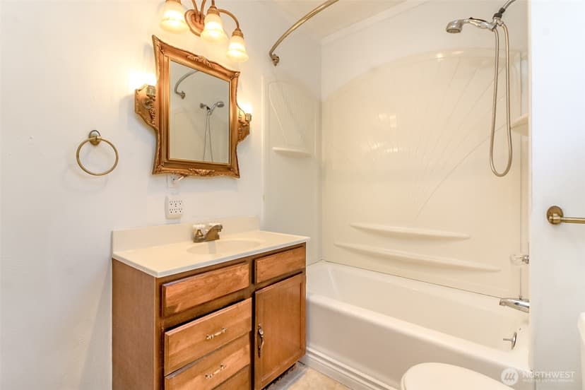 Property photo for 14523 Pioneer Way E, Puyallup photo 10