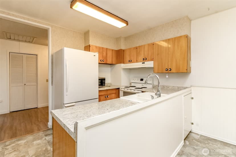 Property photo for 14523 Pioneer Way E, Puyallup photo 8