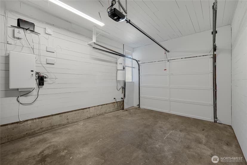 Property photo for 2415 W McGraw Street, Seattle photo 22