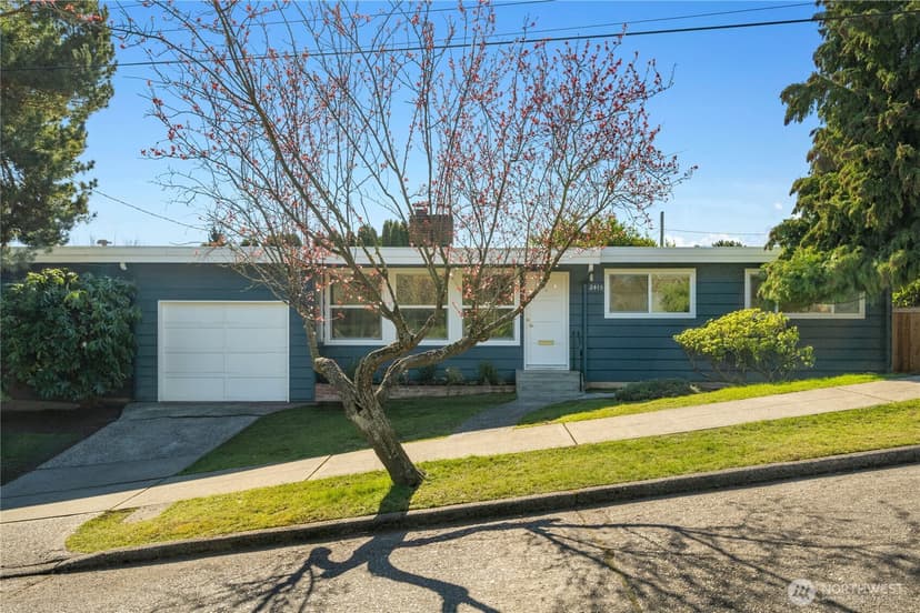 Property photo for 2415 W McGraw Street, Seattle photo 24
