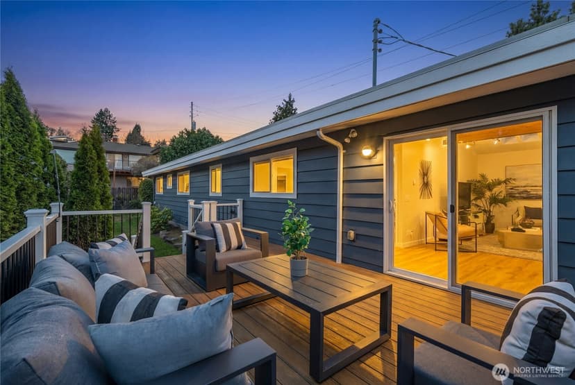 Property photo for 2415 W McGraw Street, Seattle photo 31