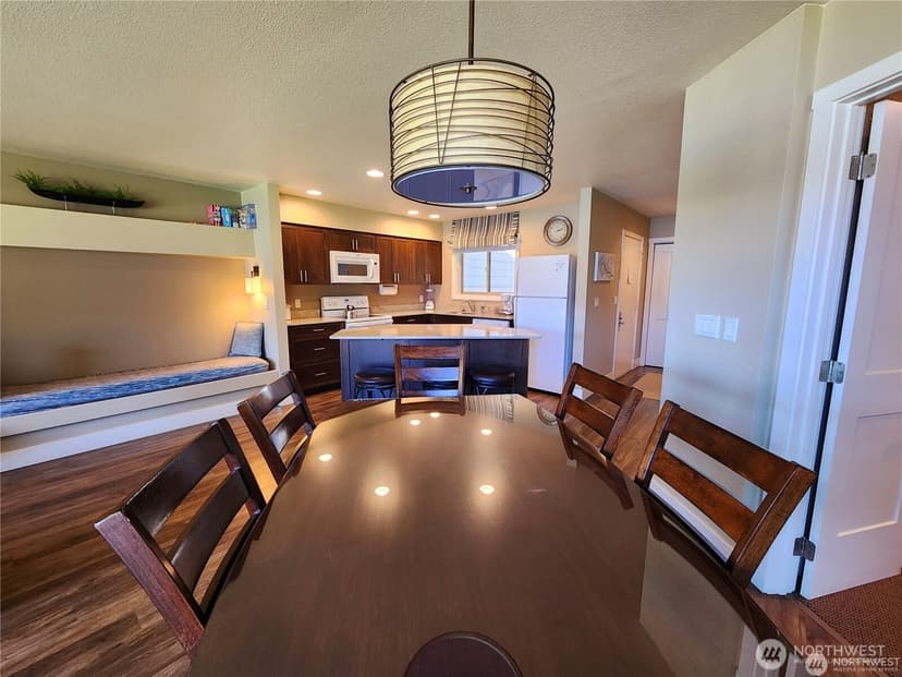 Property photo for 1 Beach 560-J, Manson photo 9