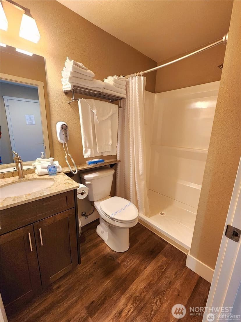 Property photo for 1 Beach 560-J, Manson photo 14