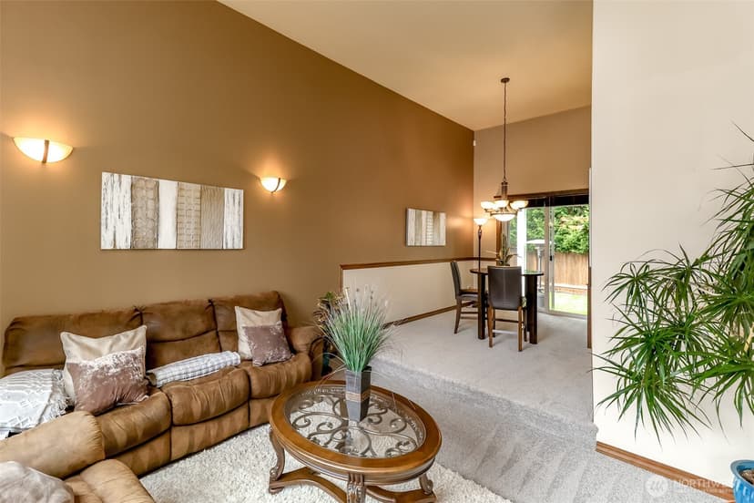 Property photo for 21305 62nd Street Ct E, Lake Tapps photo 4