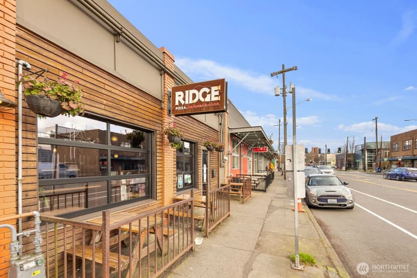 Property photo for 7116 Greenwood Avenue N #305, Seattle photo 20