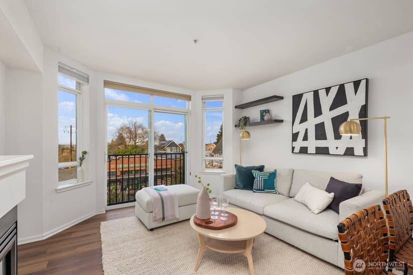 Property photo for 7116 Greenwood Avenue N #305, Seattle photo 7