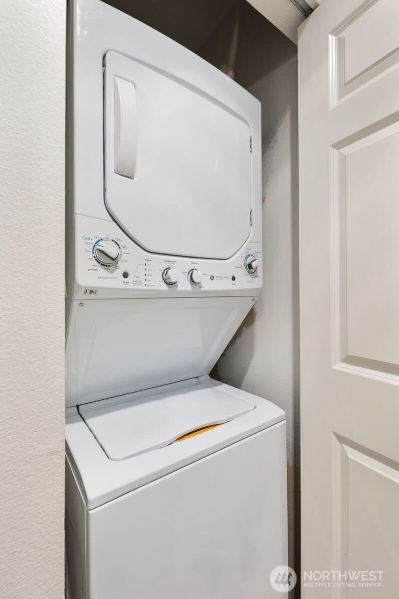 Property photo for 7116 Greenwood Avenue N #305, Seattle photo 16