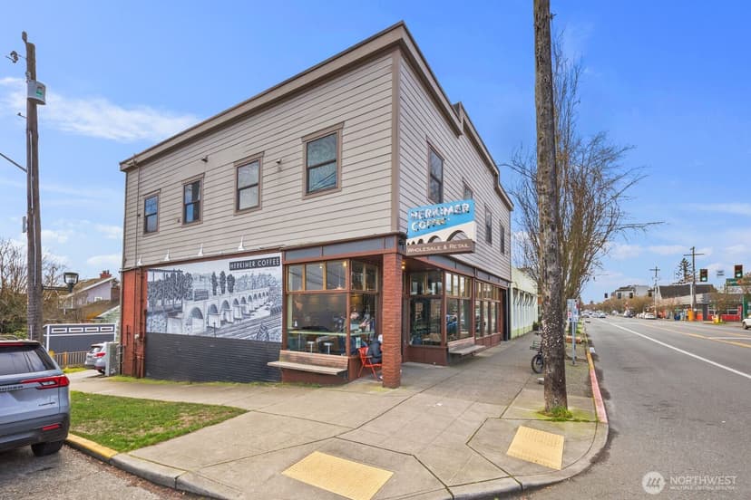 Property photo for 7116 Greenwood Avenue N #305, Seattle photo 21