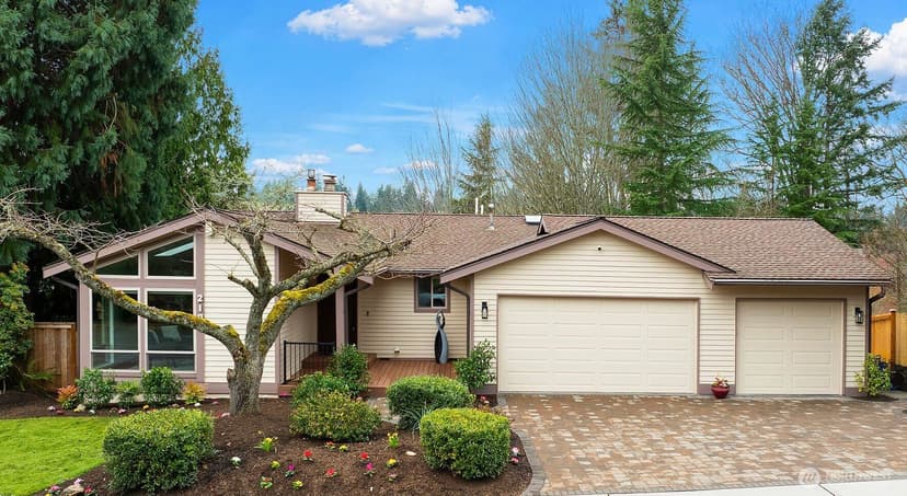 Property photo for 2105 135th Place SE, Bellevue