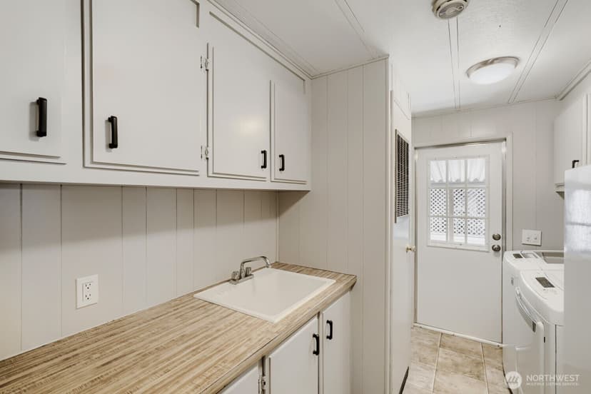 Property photo for 3611 I Street NE #16, Auburn photo 23