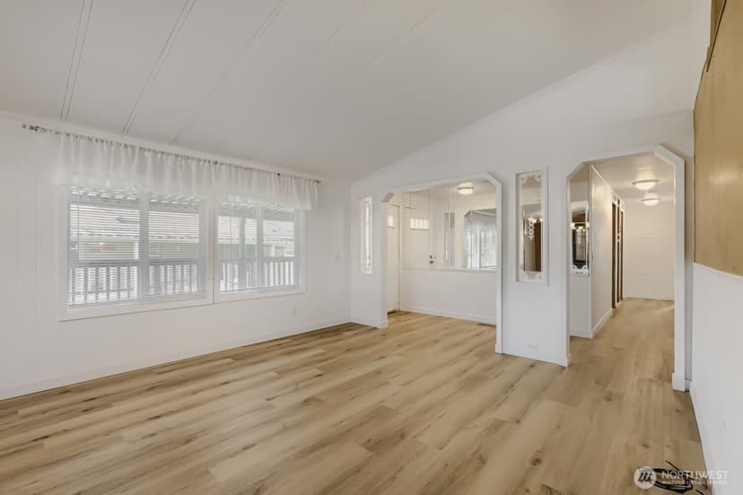 Property photo for 3611 I Street NE #16, Auburn photo 7
