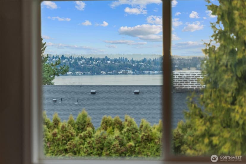 Property photo for 3415 N Garden Avenue, Renton photo 15