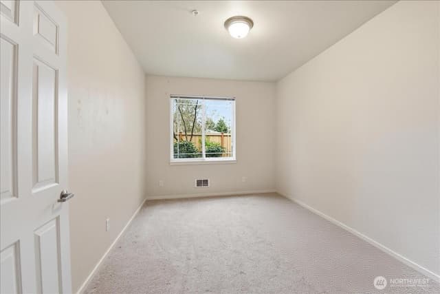 Property photo for 107 164th Street SE #2-103, Bothell photo 4