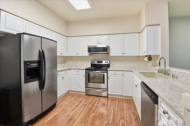 Property photo for 107 164th Street SE #2-103, Bothell photo 5
