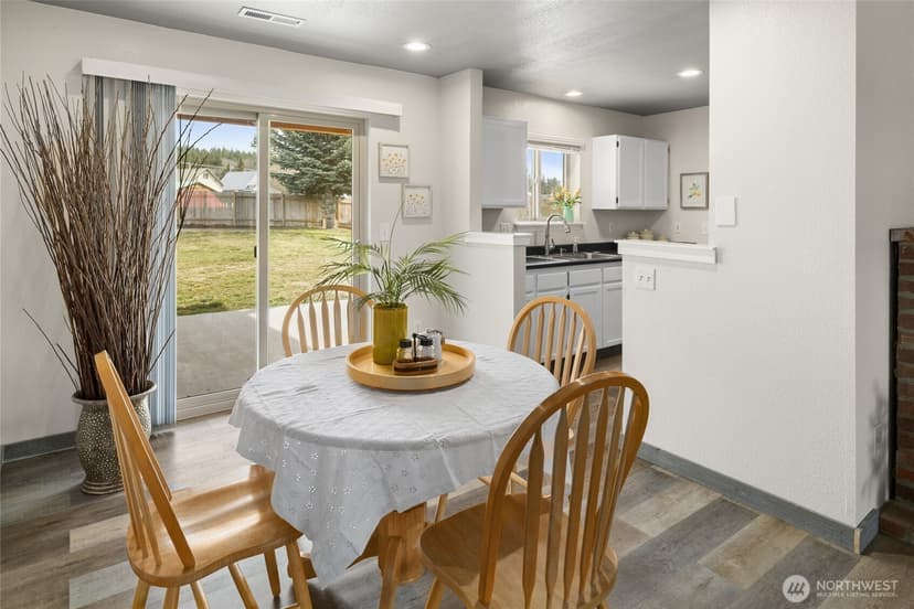 Property photo for 280 Blue Agate, Ronald photo 8