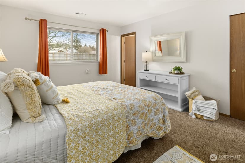 Property photo for 280 Blue Agate, Ronald photo 15