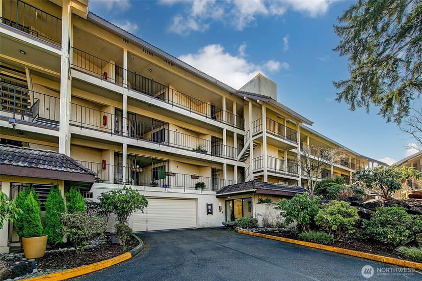 Property photo for 16929 Inglewood Road NE #C305, Kenmore photo 27