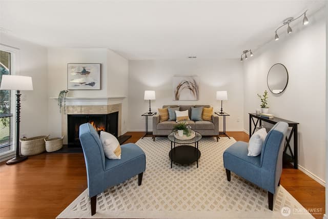 Property photo for 16929 Inglewood Road NE #C305, Kenmore photo 4