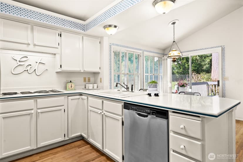 Property photo for 6850 Starboard Lane, Gig Harbor photo 13