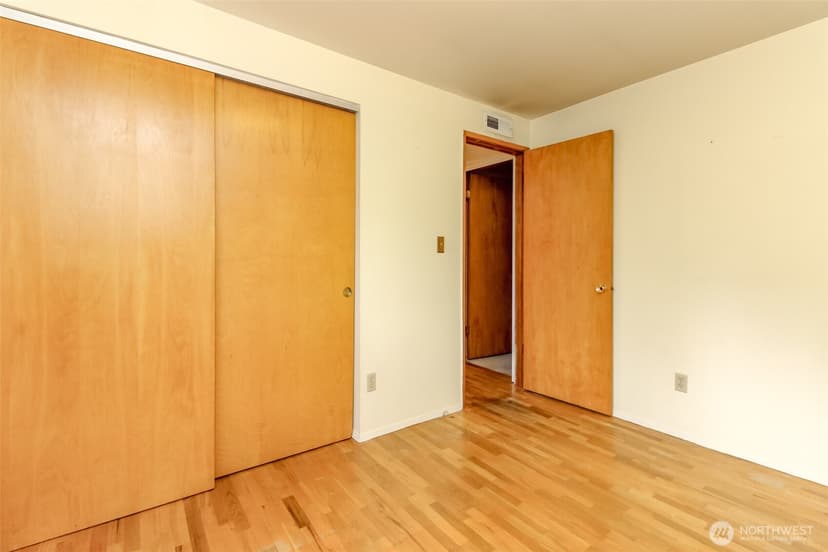 Property photo for 2709 SW 332nd Place, Federal Way photo 21