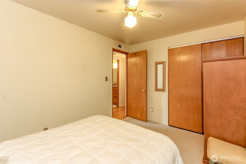 Property photo for 2709 SW 332nd Place, Federal Way photo 23