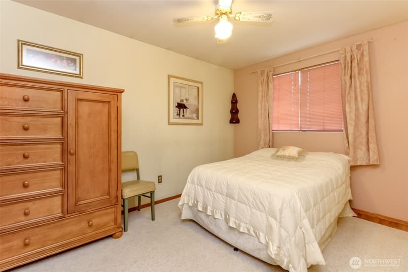 Property photo for 2709 SW 332nd Place, Federal Way photo 24