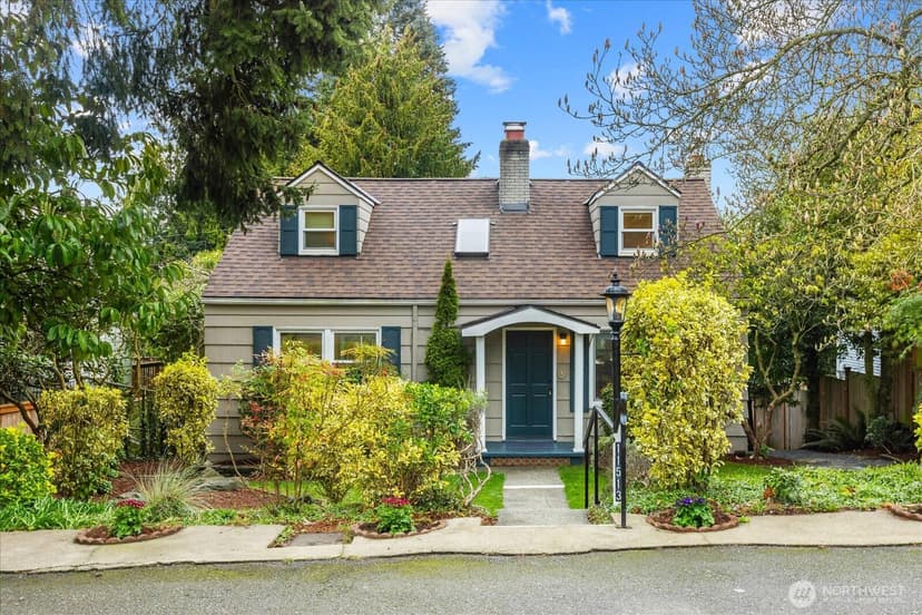 Property photo for 11513 Palatine Avenue N, Seattle