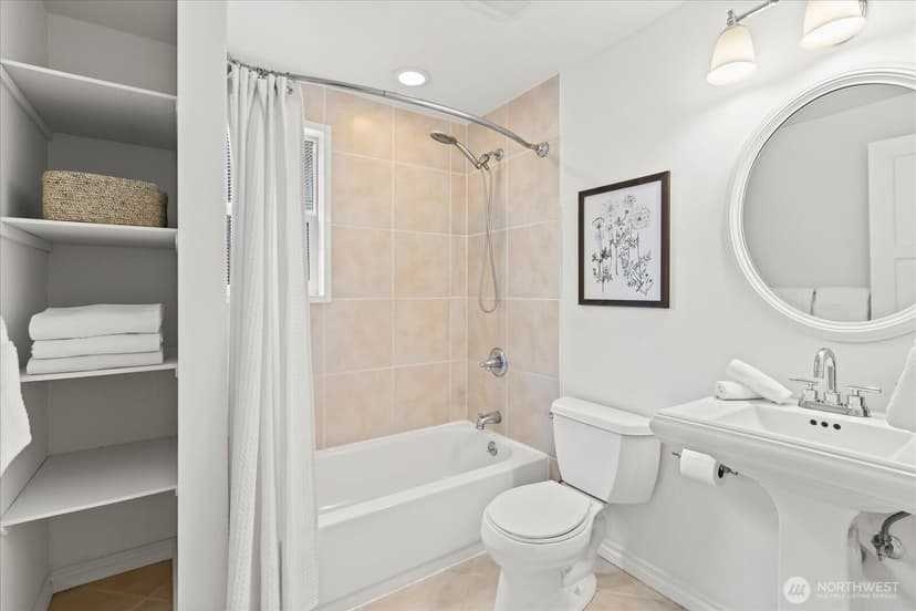 Property photo for 11513 Palatine Avenue N, Seattle photo 21