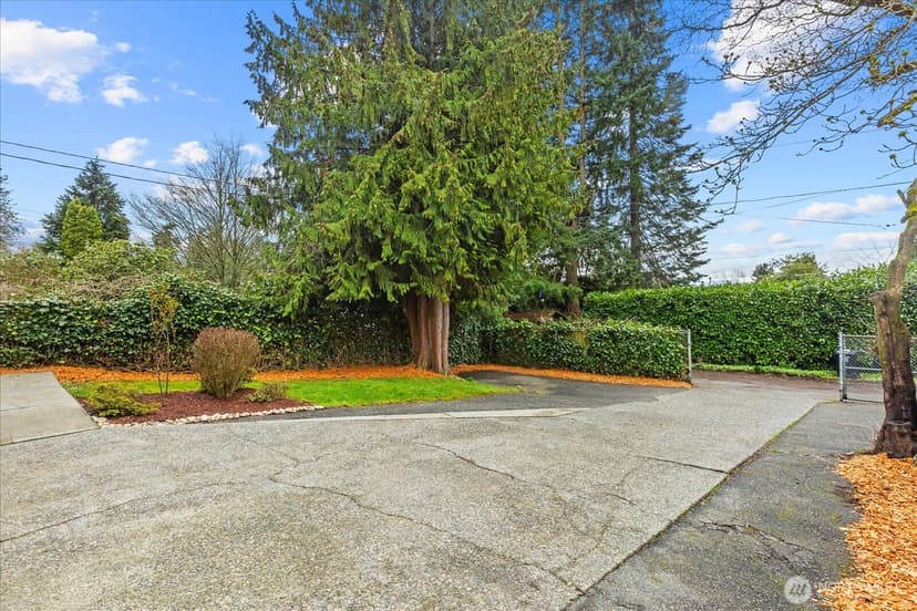 Property photo for 11513 Palatine Avenue N, Seattle photo 37