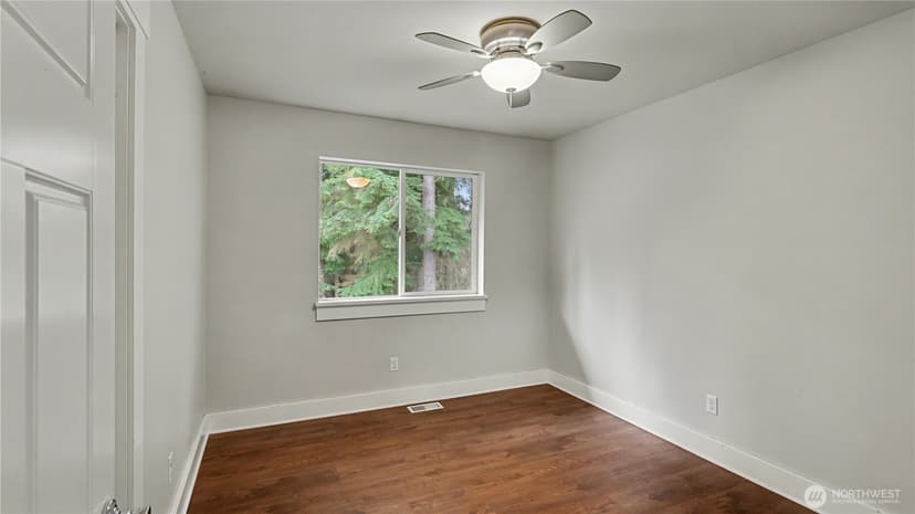 Property photo for 15549 SE 160th Place, Renton photo 19