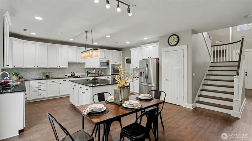 Property photo for 15549 SE 160th Place, Renton photo 8